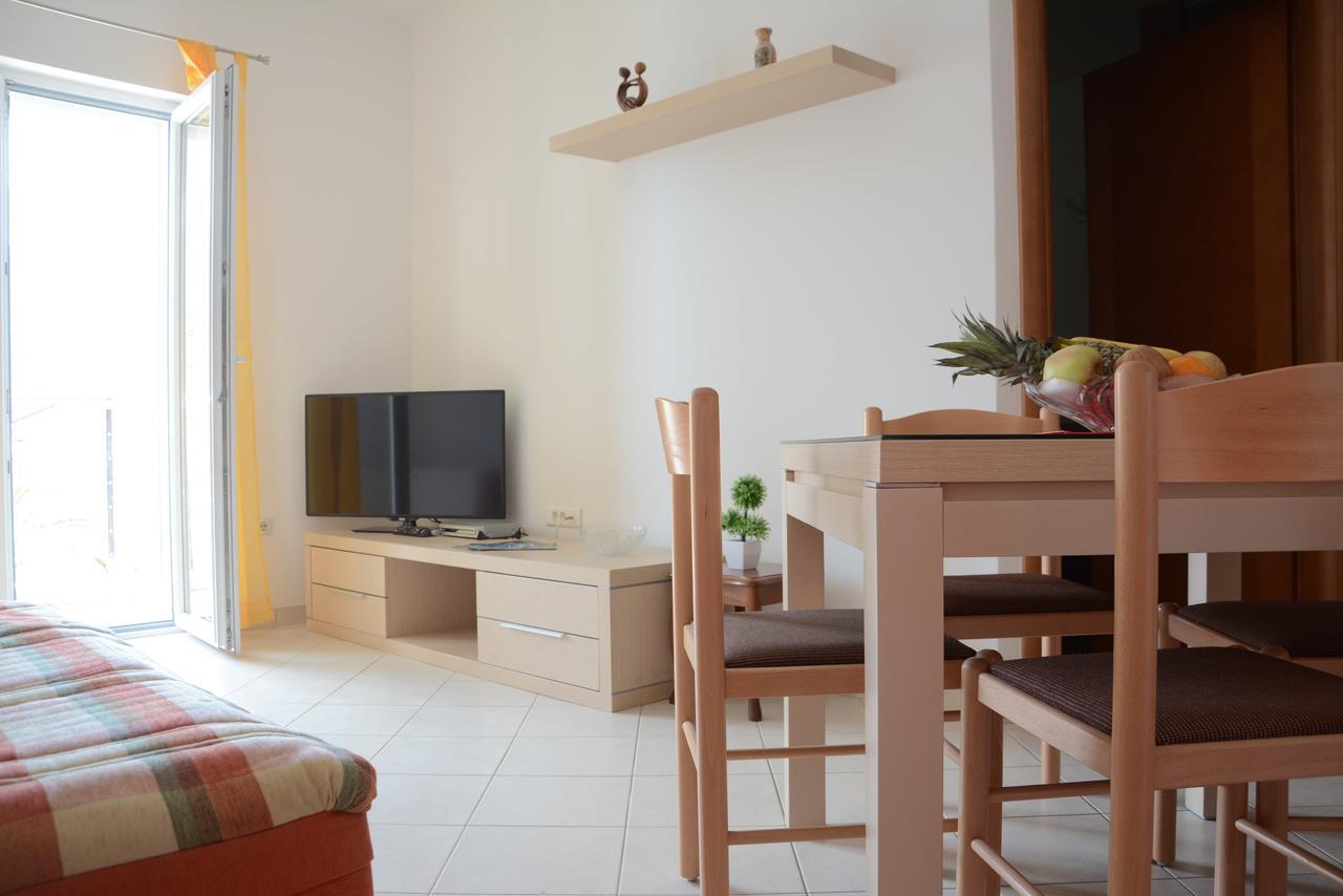 Apartment Dakic Herceg Novi Bagian luar foto