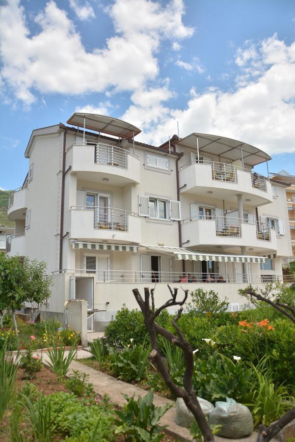 Apartment Dakic Herceg Novi Bagian luar foto